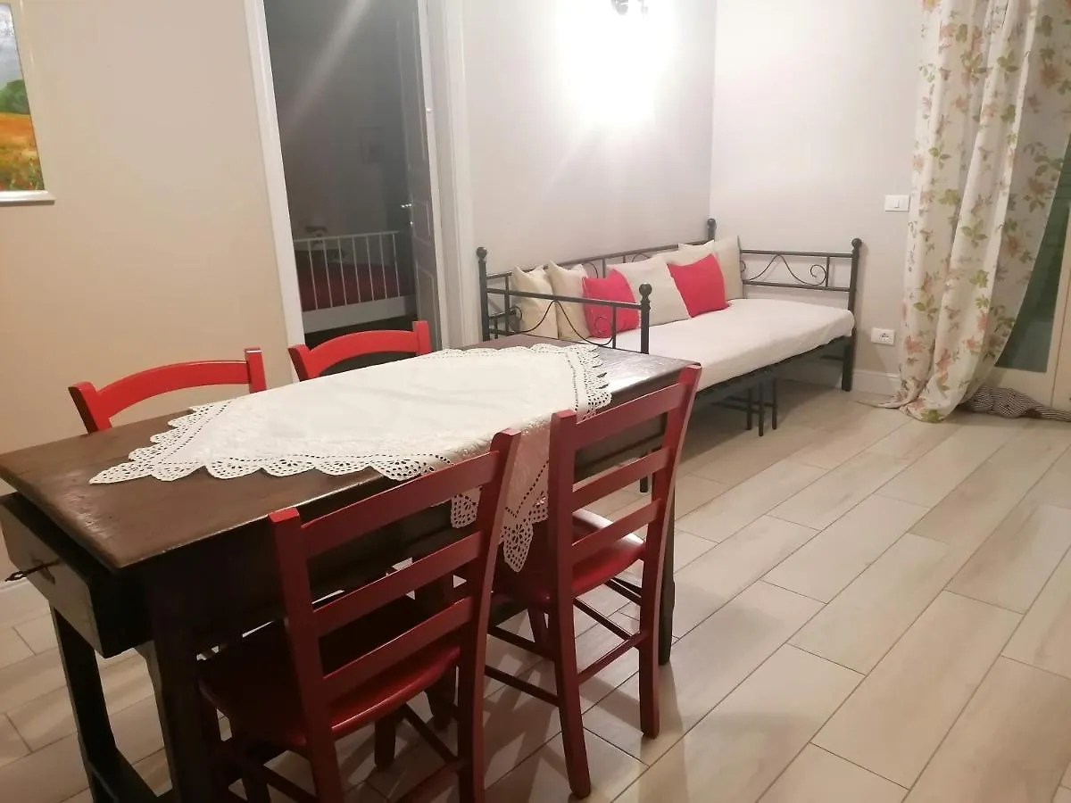 Apartment Bilocale Papavero, Magnolia O Girasole San Felice del Benaco