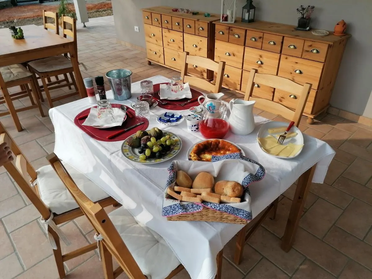 Apartment Bilocale Papavero, Magnolia O Girasole San Felice del Benaco Italy
