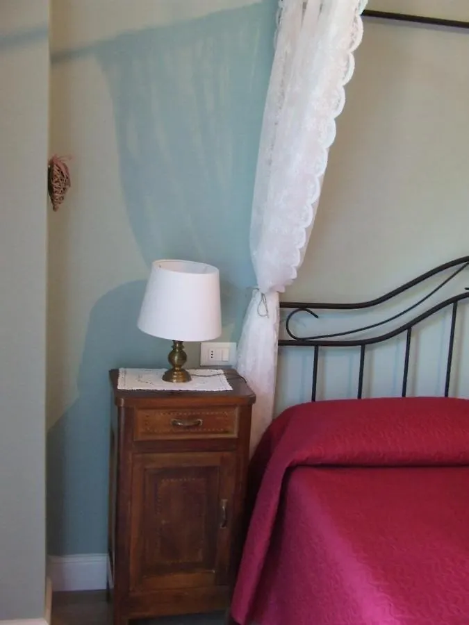 Apartment Bilocale Papavero, Magnolia O Girasole San Felice del Benaco Italy