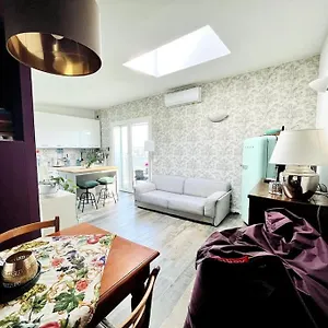 Appartamento Delizioso Bilocale - Stazione Rogoredo, M3, Linate, Milano